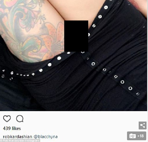 Rob Kardashian Posts N3de Photo Of Blac Chyna, As The Two Fight Dirty Online