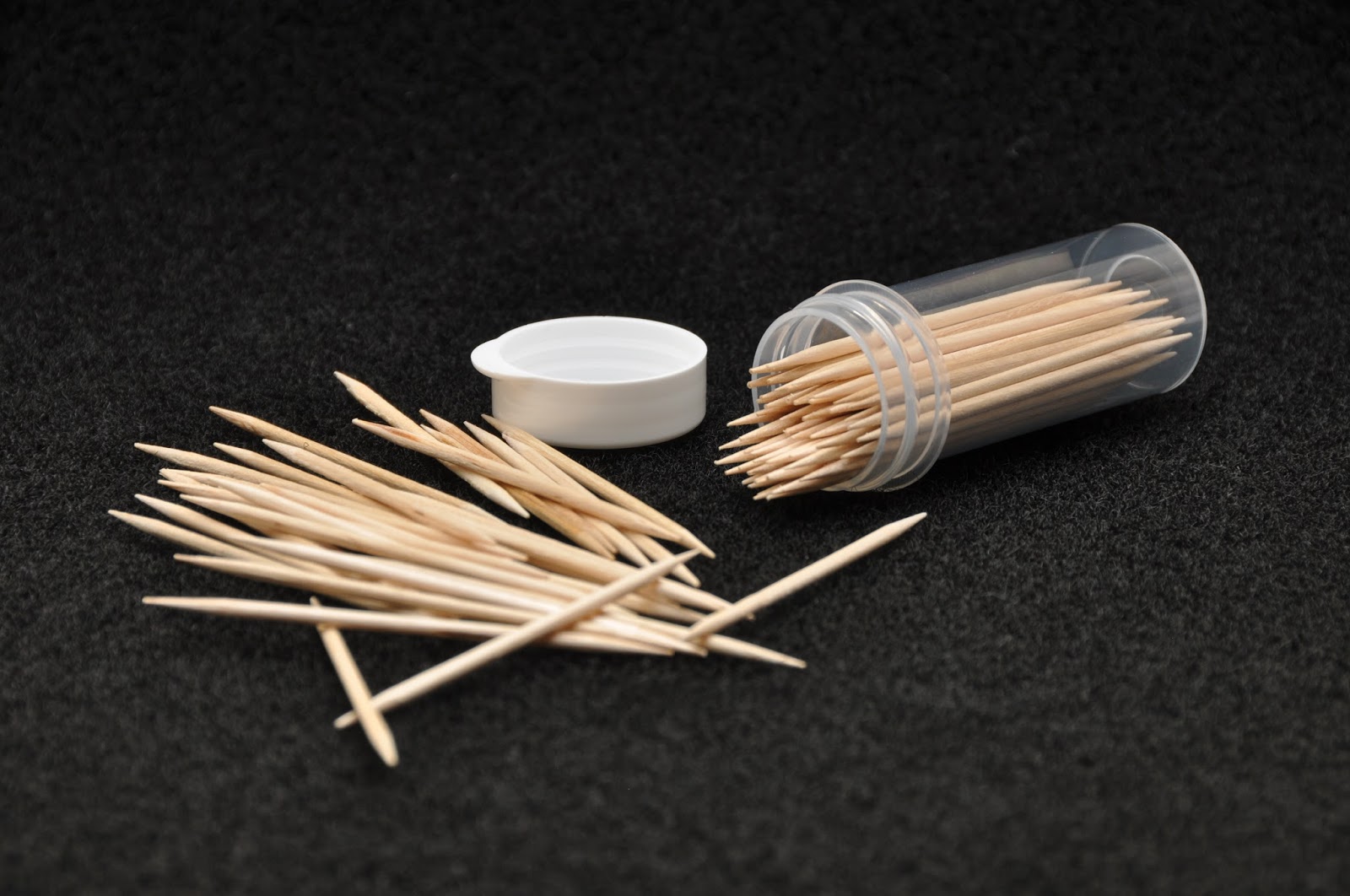 Stop using toothpick after eating - Nigerian dentist warns