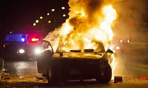 Violent Protests Erupt In Milwaukee After Police Kill Armed Suspect