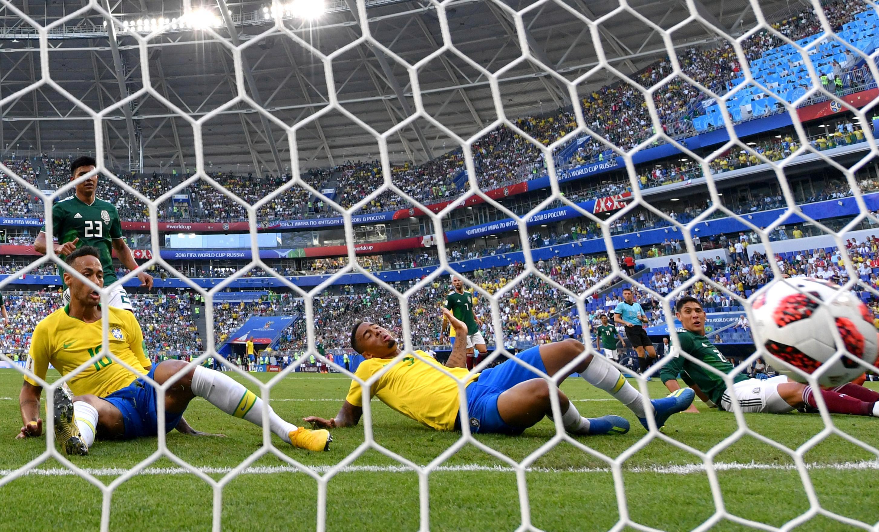 Brazil 2-0 Mexico: Talisman Neymar propels Selecao to World Cup quarter-final