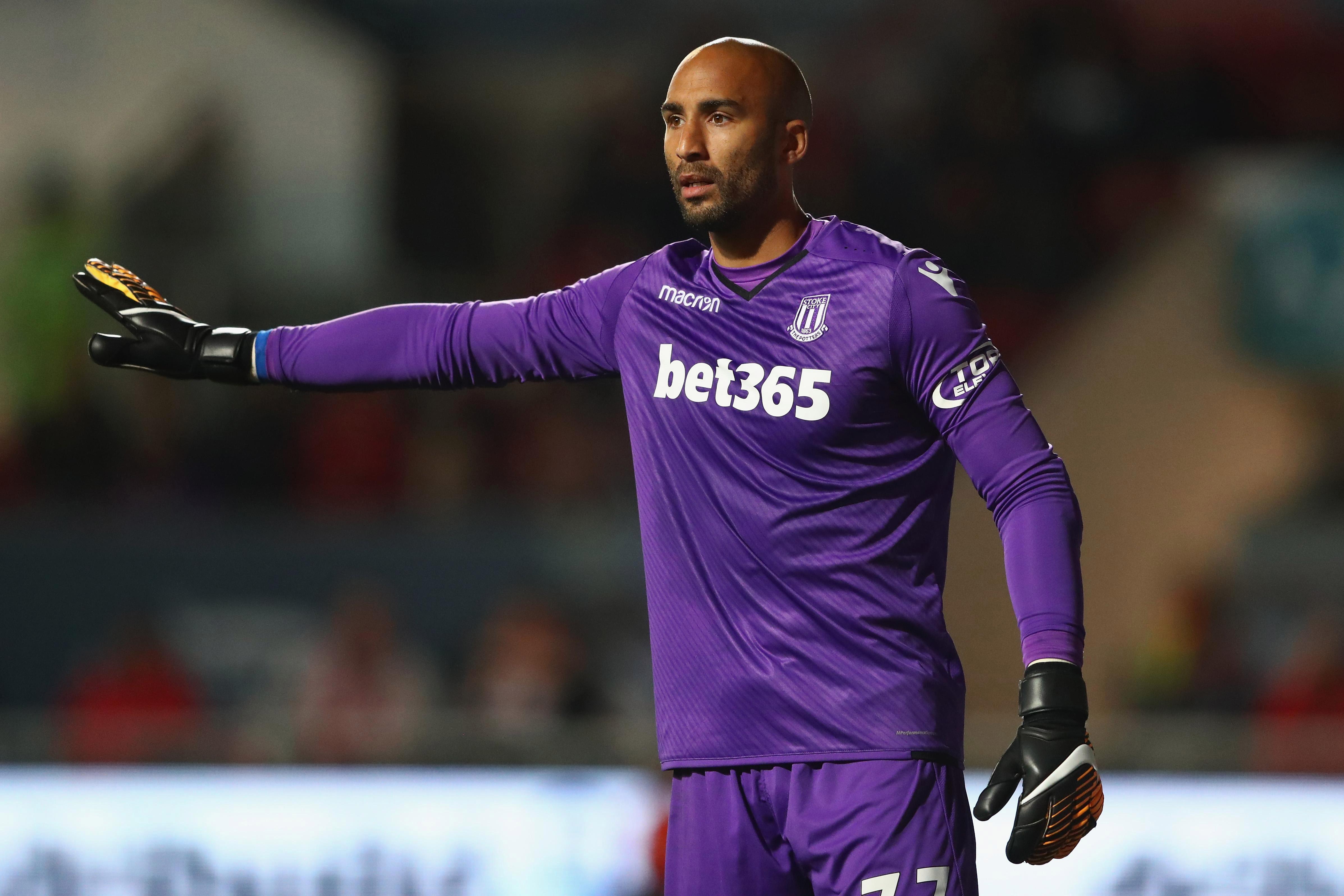 Manchester United on the verge of signing Stoke goalkeeper Lee Grant