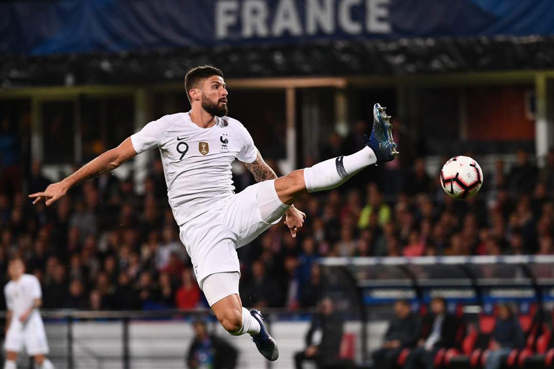 Real Madrid star Karim Benzema lauds himself as a 'Formula 1 car' and takes huge swipe at 'go-kart' Olivier Giroud