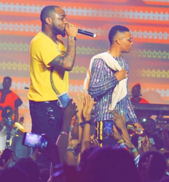 VIDEO: Wizkid & Davido Squash Beef As They Perform 'Fia' Together