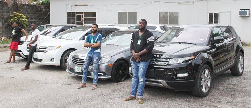 EFCC Arrests 4 Yahoo boys With Charms and Luxury Cars (Photos)