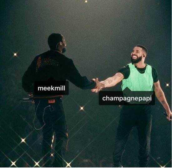 Drake brings Meek Mill on stage during his Boston concert and that ends their beef (Photos & Videos)