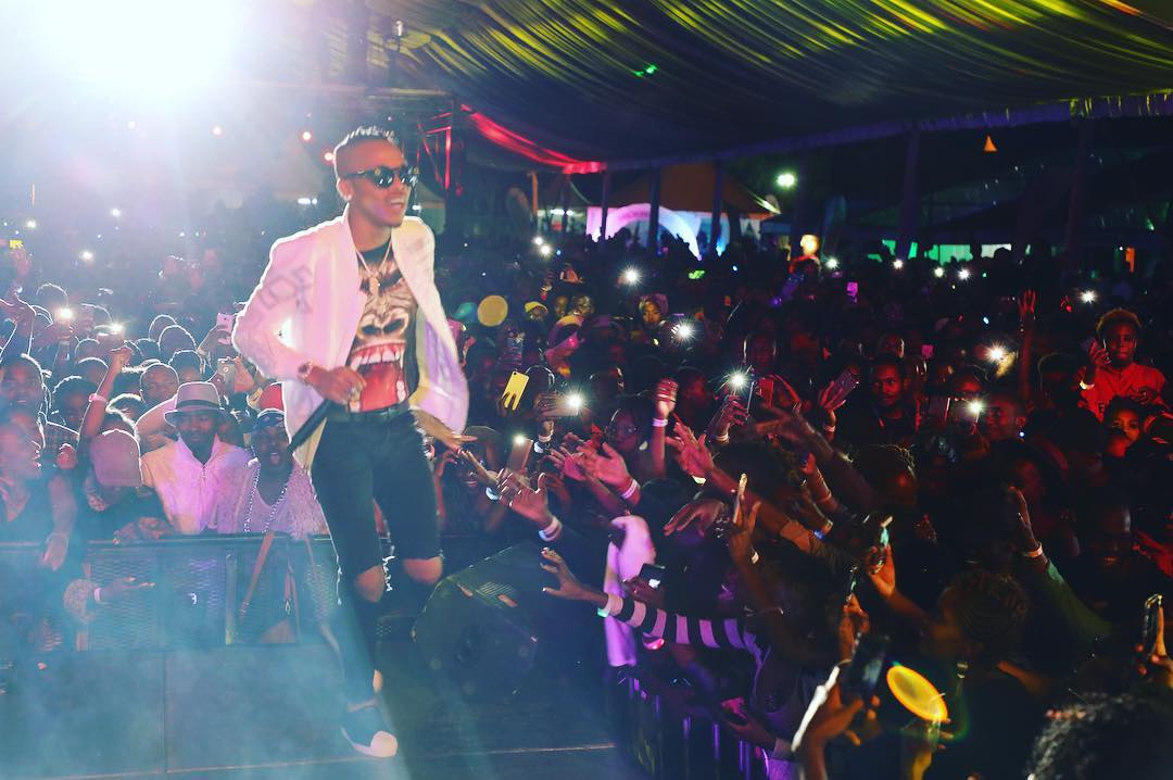 Kenyans are not happy with Tekno's performance in Nairobi and here is why...
