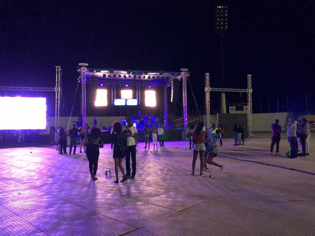 American Singer Omarion Performs Concert In Namibia, But Namibians Didn't Turn Up (See Photos)
