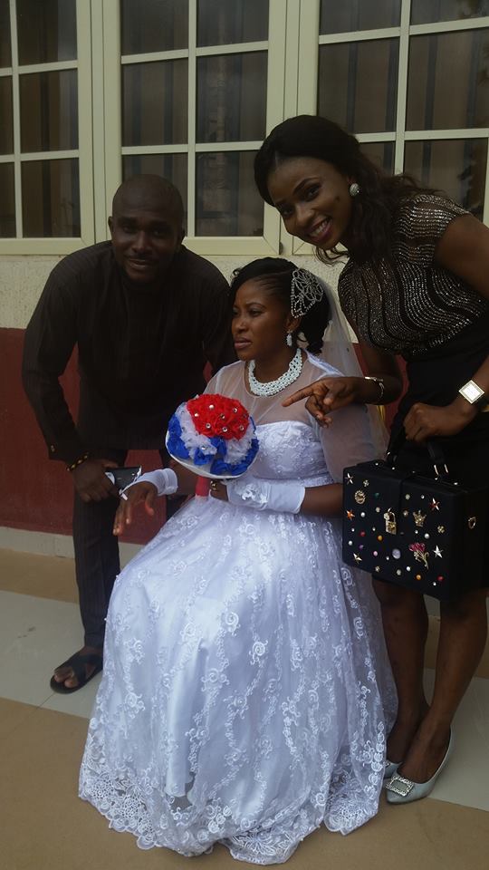 Physically-challenged lady weds her husband in Imo State (Photos)