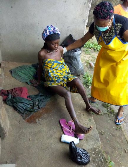 Mentally challenged woman delivers a baby by the roadside in Delta state