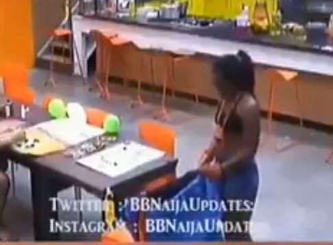 See The Moment Cee-C Ripped Her Payporte Outfit (Video)