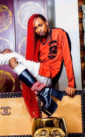 'I dont shake hands with homosexuals like you'- Man tells Denrele as he tried to greet him