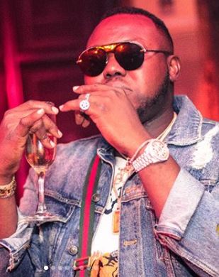 'Free 606 Autos' - Davido wants the release Suspected Yahoo Boy Arrested by EFCC