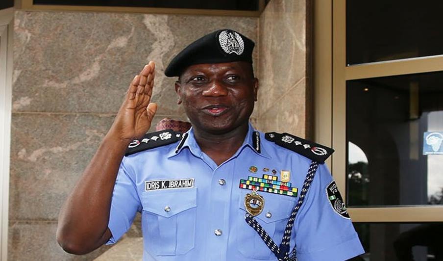 Police IG Idris Unable To Read His Speech In Kano (Embarrassing Video)