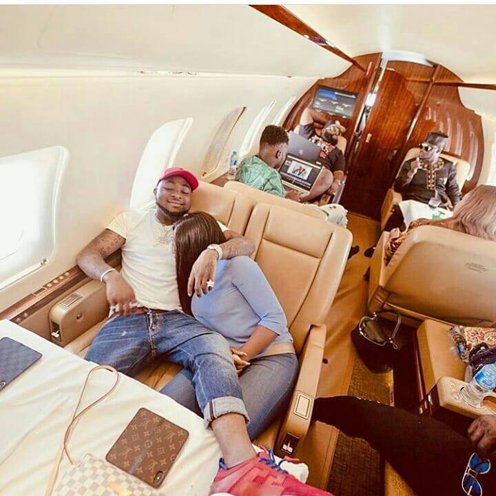 Crowd storm the airport to welcome Davido & his girlfriend, Chioma as they visit Sierra Leone (Photos)