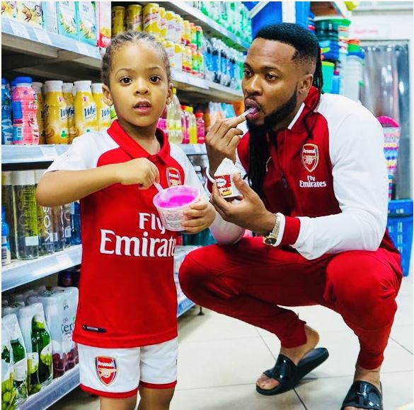 Flavour And Daughters Rock Matching Arsenal Outfit To Celebrate Wenger