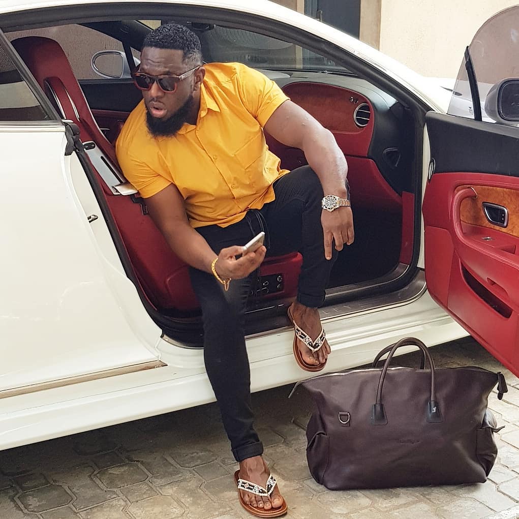 Timaya says he can't flaunt 'bae' like Davido because he is not in his 20's
