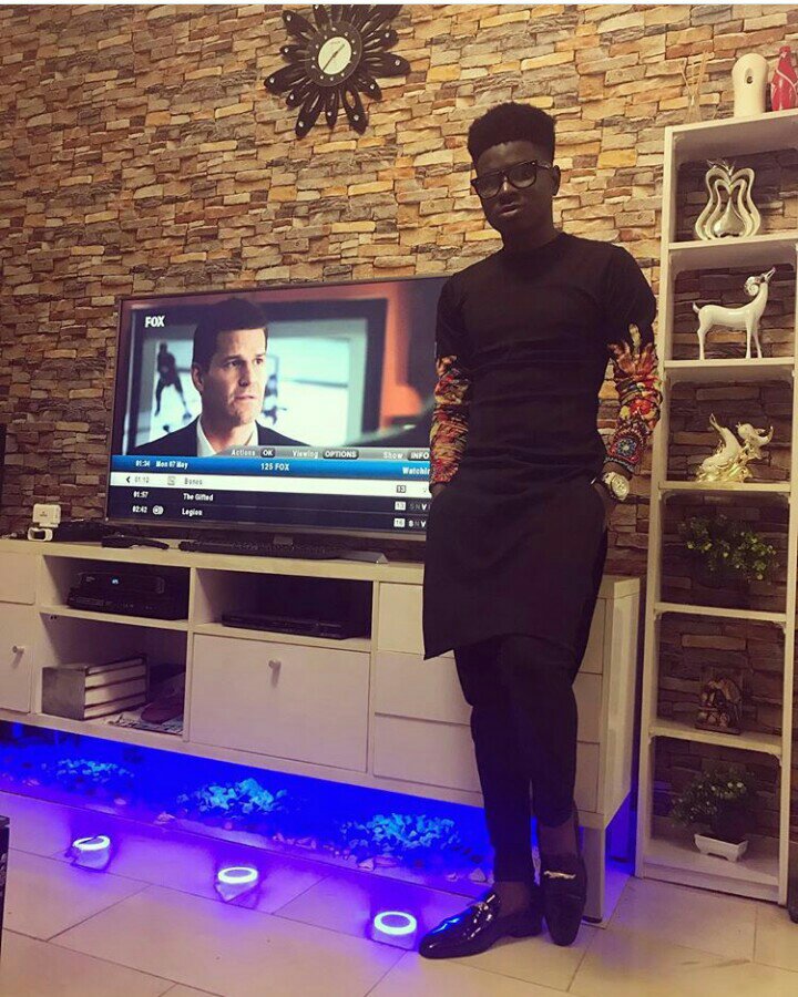 Comedian Kenny Blaq happily shows off the interior of his home (Photos)