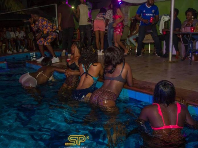 Teddy A awarded as 'Best Big Brother Housemate 2018' at Super Play Pool Party (Photos)