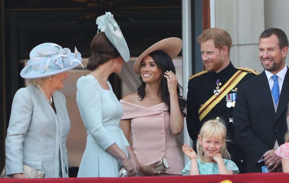 Duchess of Sussex, Meghan Markle makes first balcony appearance with Queen Elizabeth and other royal families
