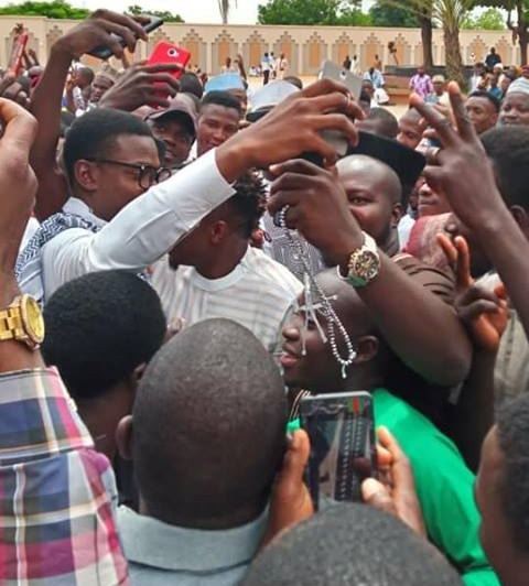 Fans throng National mosque In Abuja to welcome Ahmed Musa