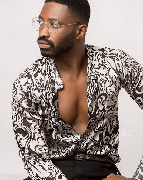 Check Out Ric Hassani's hilarious reaction to the drama between Falz & MURIC over his 'This is Nigeria' video