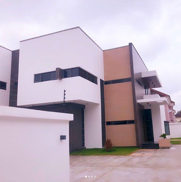Obafemi Martins new mansion in Lagos (Photos)