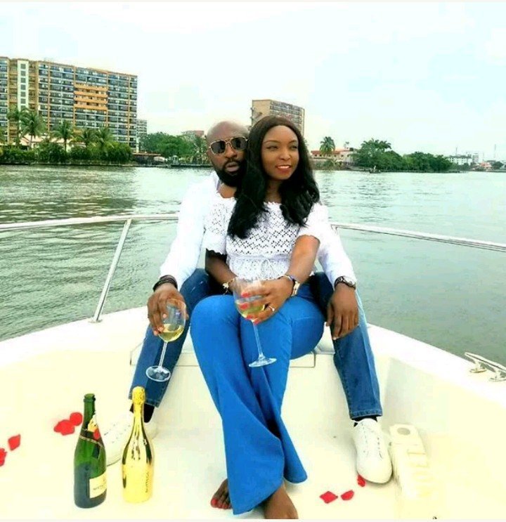 Nigerian Man Proposes To Girlfriend On A Boat In The Middle Of A River (Photos)