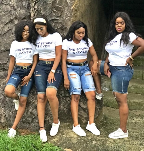 Beautiful Slay Queens Celebrate As They Graduate From Imo State University (Photos)