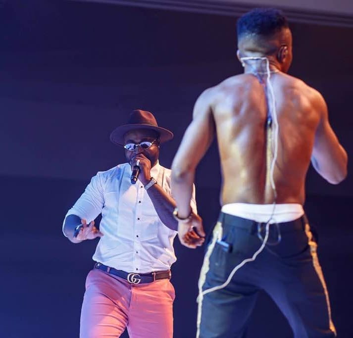 Tiwa Savage, Harrysong and BBNaija stars turn up for Humblesmith's The Osinachi Concert (Photos+Video)