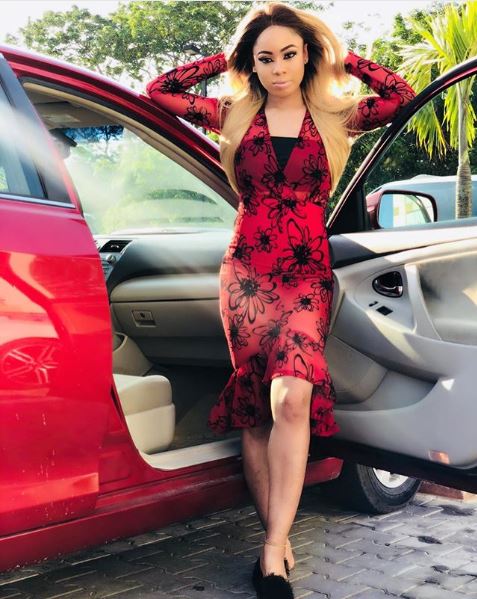 Nina shares jaw dropping photo as she steps out with her car