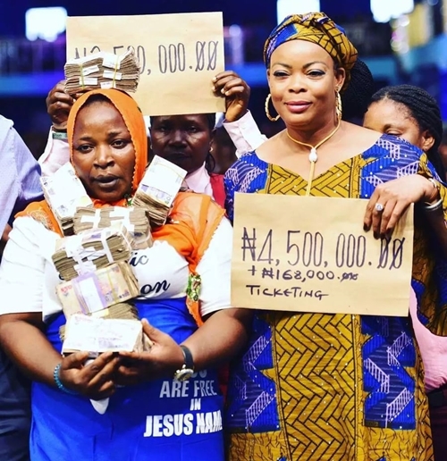 Money rains as Nigerian prophet blesses two former prostitutes with ₦7million to start life afresh (Photos)