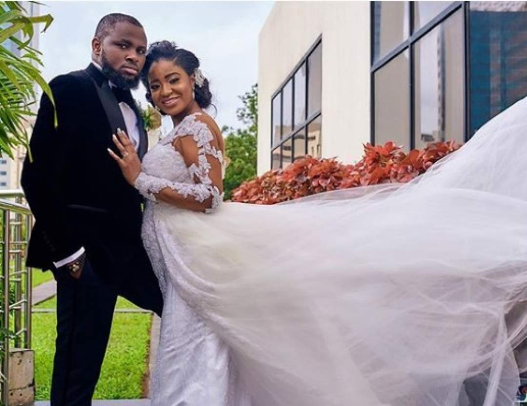 Nigerian man surprises wife with a brand new ₦15 million Lexus RX 350 SUV on their wedding day (Photos)
