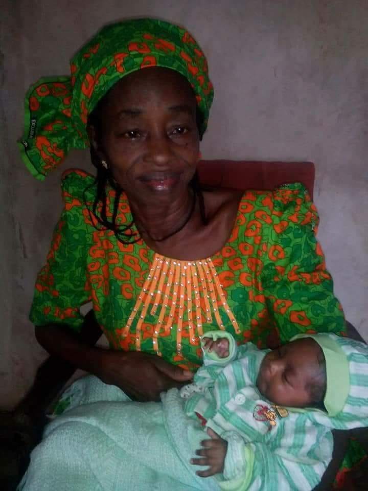 60-year-old woman gives birth to baby 30 years after marriage