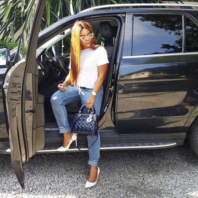 'I bought it with my husband's permission' - Laura Ikeji says as she buys a ₦1.2 million Handbag