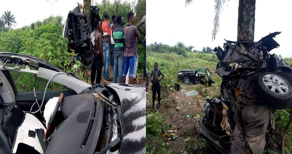 Man walks out without any injury after his car crashed into a tree, splitting into two in Delta (photos)