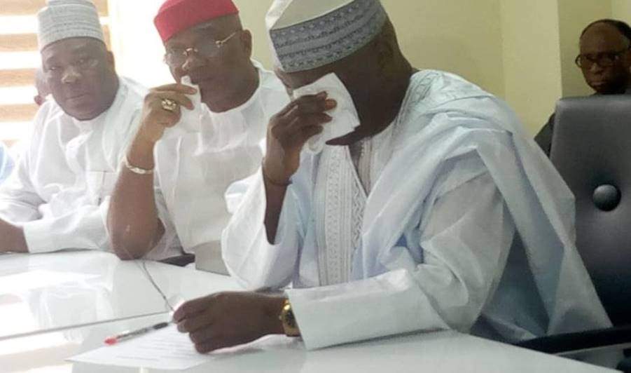 2019 Presidency: Atiku seen crying after picking PDP Presidential Form (Photo)