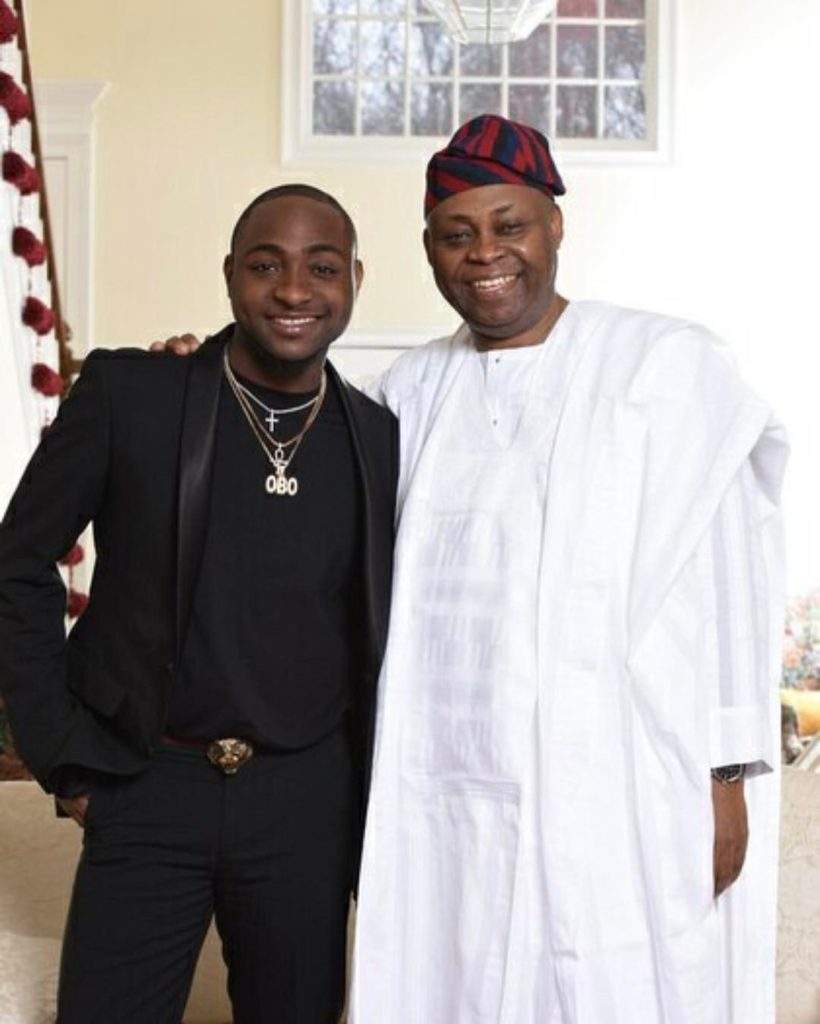 'My dad sent 50 police officers to arrest me and my promoters during my first show' - Davido