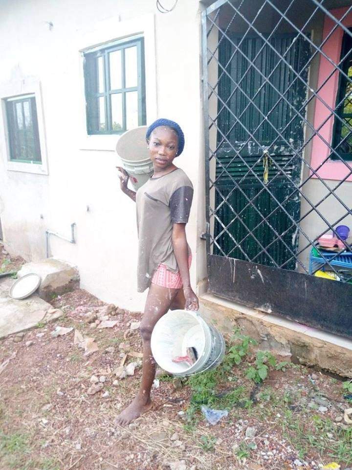 Meet Young Lady Who Sponsors Her Education With Her Painting Skills (Photos)