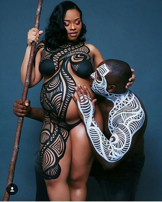 Checkout this viral couple's artistic maternity shoot (Photos)