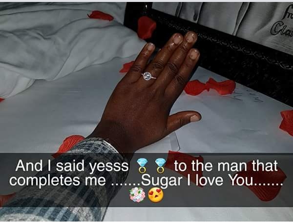 Nigerian Man Proposes To His Girlfriend At The Airport (Photos, Video)