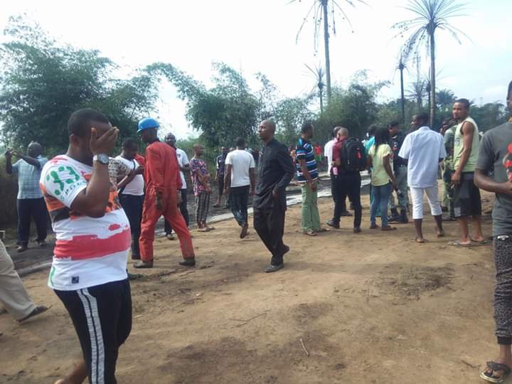 Pipeline explosion kills many people in Osisioma, Abia State (Photos)