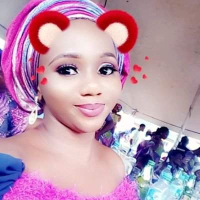 Nigerian lady reveals one of the qualities of a wife material, shows off the items she bought with N970