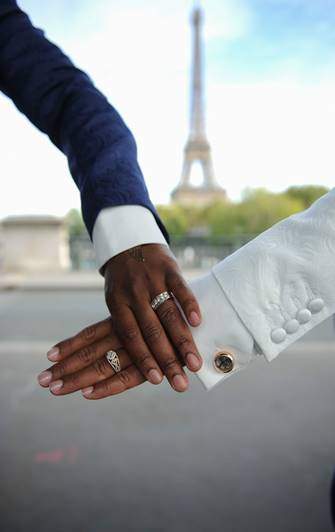 Gay couple go viral due to their amazing wedding photos