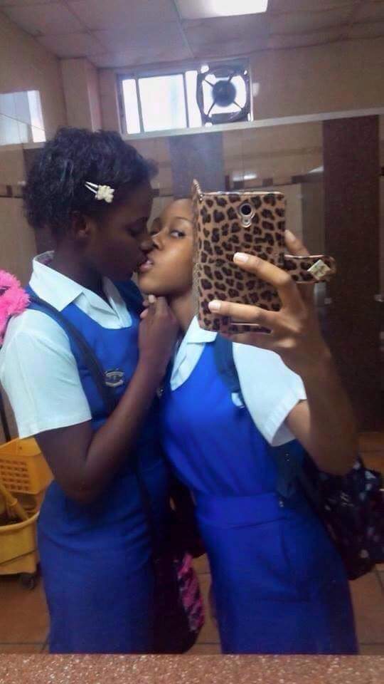 2 Teenage school girls come under fire for sharing 'Intimate' photo online