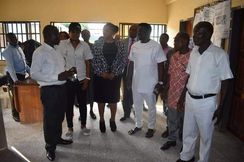 Government rehabilitate family of 5 battling mental illness in Cross River State (Photos)