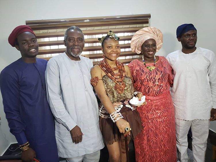 Joke Silva And Olu Jacobs Celebrate 33rd Wedding Anniversary With Family Photo