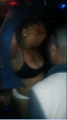 Lady strips off after getting drunk at a bar In Enugu (Photos)