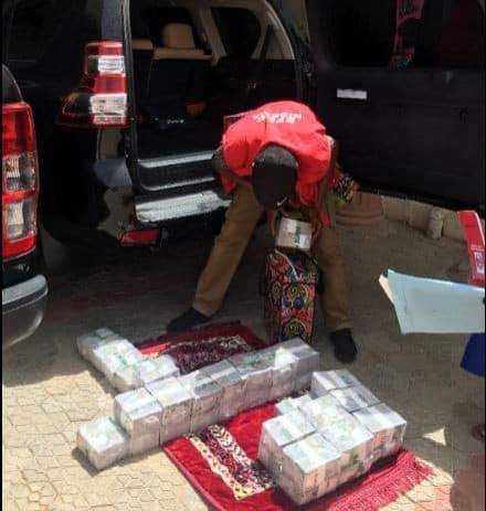 EFCC nabs Zamfara politician with N60M cash (Photos)