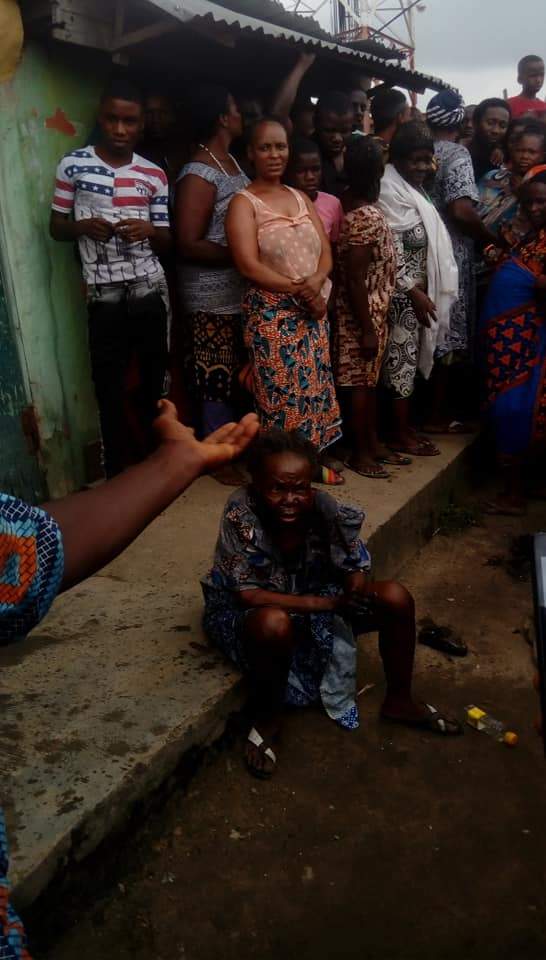 Bird allegedly turns into an old woman in Lagos (video)