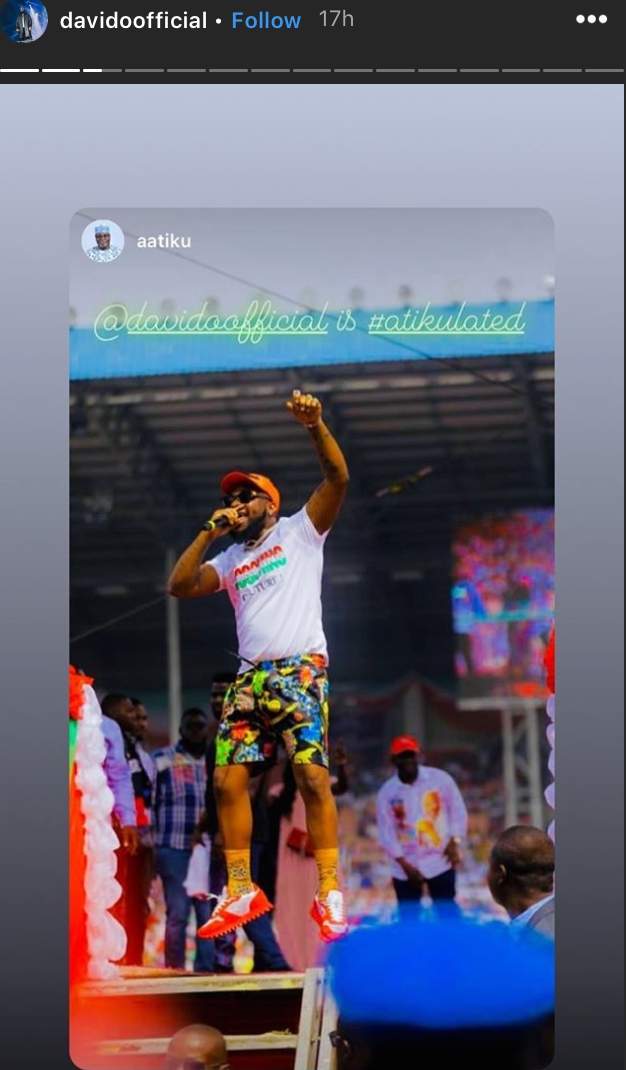 I Am Not A Party Man - Says Davido On His Way To PDP Enugu Rally, Rocking PDP Shirt (Photos)